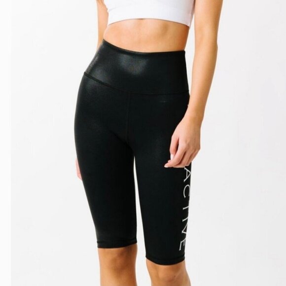 Zyia Active Med Black Metallic Light N Tight Hustle Bike Active Women’s Shorts - Picture 2 of 7